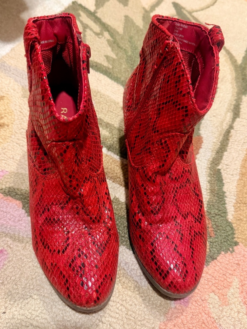 Rampage "Whendl" 8.5 Red Faux Snake Print Western Ankle Boots Zip side zip